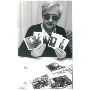 JĘDRZEJ TUCHOLSKI, autor „Cichociemni”, „Mord w Katyniu”, fot. W. Rozmysłowicz, lata 80.