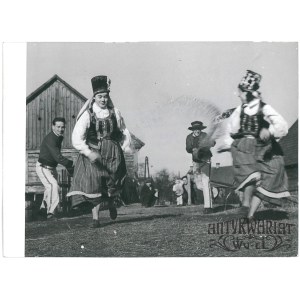 KADZIDŁO, powiat Ostrołęka, kurpiowski śmigus-dyngus, fot. M. Langda, 1959