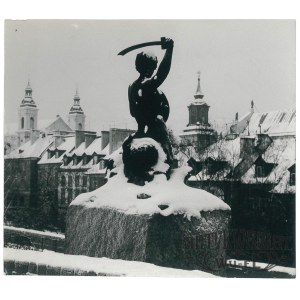 WARSZAWA, Syrenka warszawska zimą, fot. Szyperko, 1985
