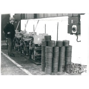 HRUBIESZÓW, Zakład Przemysłu Lniarskiego „Hakon”, produkcja sznurka do snopowiązałek, fot. M. Trembecki, 24.03.1985