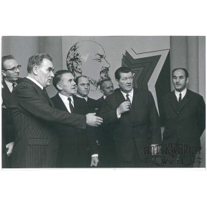 RZESZÓW, Wystawa Książki Społeczno-Politycznej, Stanisław Wroński, Władysław Kruczek, Lucjan Motyka, fot. Kwiatkowski, 22.11.1969