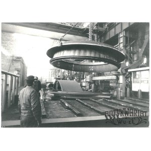 ŚWIDNICA, Fabryka Urządzeń Przemysłowych - hala montażowa, fot. CAF, 1986