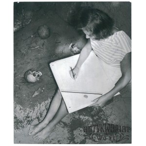 STEMBARK (pow. Ostróda), prace archeologiczne w kościele, fot. CAF, 1959