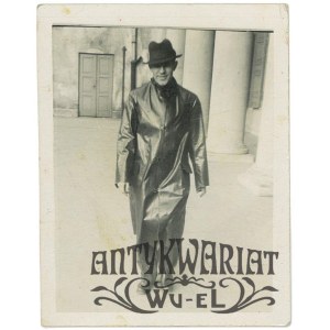 ZDZISŁAW KARCZEWSKI, portret w płaszczu i kapeluszu, Warszawa, fot. ?, 1936