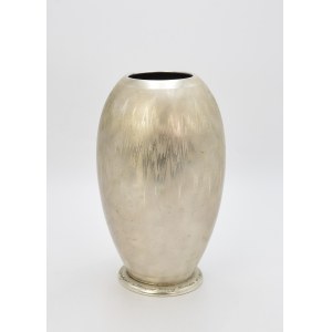 WMF - WÜRTTEMBERGISCHE METALLWARENFABRIK, Vase.