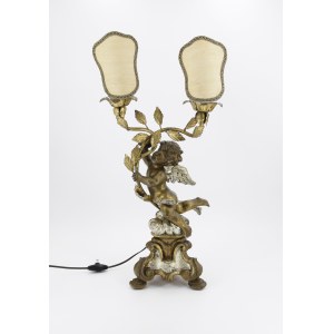 Lampa s anjelom v barokovom štýle