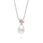 Pendant with pearl and diamonds 2nd half of 20th century.