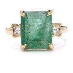 Ring with emerald and diamonds early 21st century.