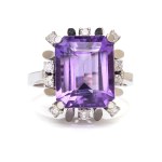 Ring with amethyst and diamonds 2nd half of 20th century.