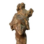 Renda, Female bust - Renda