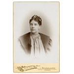 Stanislawow, photo by J. Eder. Woman. Cabinet (750)