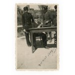 Grodno - middle school students and soldiers, 1937 (1173)