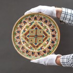 WOŻNIAK Kazimierz - Patera Huculska - Olawa 1978 [Hutsul, Pokuttyan ceramics].