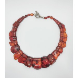 Large necklace of natural Amber, silver clasp