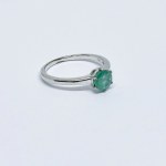 Silver ring with Emerald