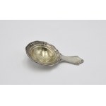 Tea strainer