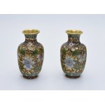 A pair of vases a la "China"