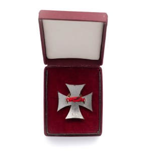 Badge of honor For Meritorious Service to the Polish Scouting Association according to the 1965 model - silver