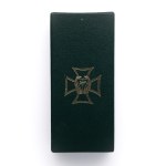 Badge of honor For Meritorious Service to the Polish Scouting Association according to the 1979 model - silver
