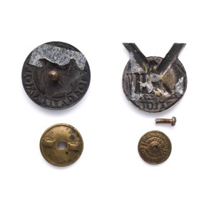 Set of 2 badges