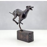 Sculpture by proj. Dorota Bojarska - Hart at the gallop - patinated bronze