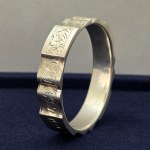 Art Deco silver bracelet with handmade floral engraving [silver, signatures 1929-41].