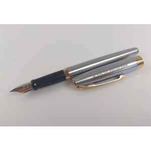 Plnicí pero Sheaffer