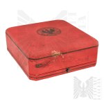II RP Box for the Star of the Order of Polonia Restituta.
