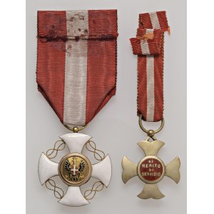 Italian and foreign honours - SAVOIA. Lotto di 2 Decorazioni - Croce ordine della Cor...