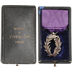 Italian and foreign honours - Francia. Repubblica Decorazione da Cavaliere dell'ordin...