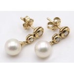 Jewellery - Pair of yellow gold earrings with cultured pearls and bril...