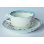 KUZNIECOV. Coffee cup with saucer, porcelain of the Kuznetsov factory, Riga, Russia (1887-1915).