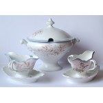 KUZNIECOV. Porcelain dinner service for 6 persons, 24 pieces, Kuznetsov factory, Riga, Russia (1887-1915).