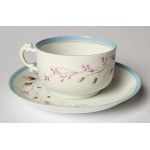 KUŹNIECOV. Cup with tea saucer, porcelain of the Kuznetsov factory, Riga, Russia (1887-1915).