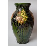 Ceramic vase with Art Nouveau decoration. Märkische Kunst- und Bauerntöpferei Fr. M. Bräuning, Hermsdorf Berlin, 1920s.