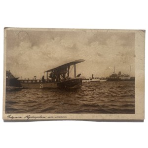 GDYNIA - HYDROPLANE AT SEA