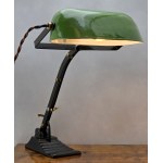 Banker type desk lamp in art déco style - 1930s design