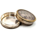 French 19th century decorative box / pillbox with scene - Les Accordailles, engraved : B. Wicker