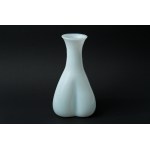 Glass vase garlic white - Krakow Glass Institute