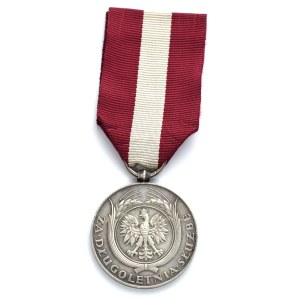 IIRP, medal for XX Years of Service