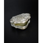 Silver snuffbox