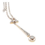 Pendant with chain, 1st half of 20th century.