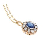 Pendant with chain, 19th/20th century.