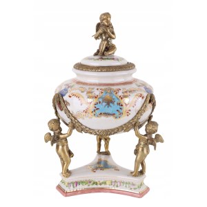 Porcelain and bronze casket