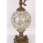 Świecznik z angielskiej porcelany z brązem
