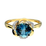Gold ring with 2.30 ct topaz and diamonds Size 16