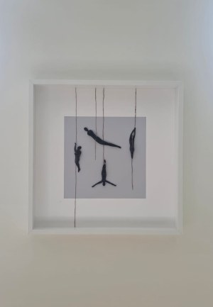 Monika Libelula, Wylogowani