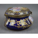 Puzdro w stylu Sevres, porcelana, Francja, XIX w.