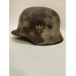 Germany III Reich, M.40 helmet with white camouflage.