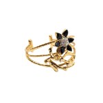 Gold-plated open vintage bracelet with flower